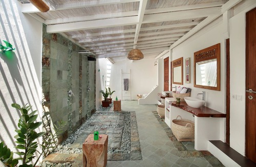 Gili Air Hotel | PinkCoco Gili Air - Constant Surprises & for Cool Adults Only