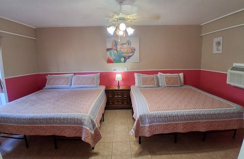 Buchanan Dam Cabin | PINKIE PIE SUITE AT THE HCLnWELCOMES ALL