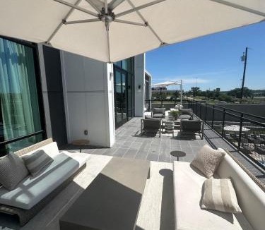 McNeil Apartment | Pinky