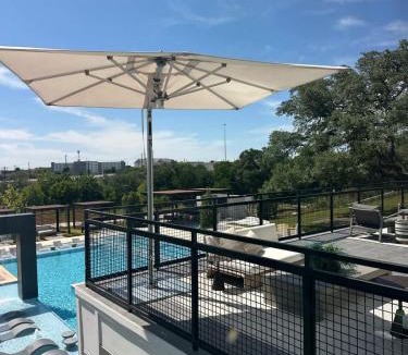McNeil Apartment | Pinky
