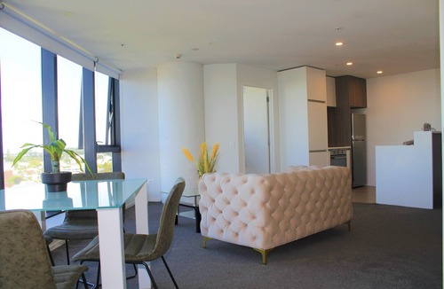 Grafton Apartment | Pinnacle Apartment IN Auckland CBD