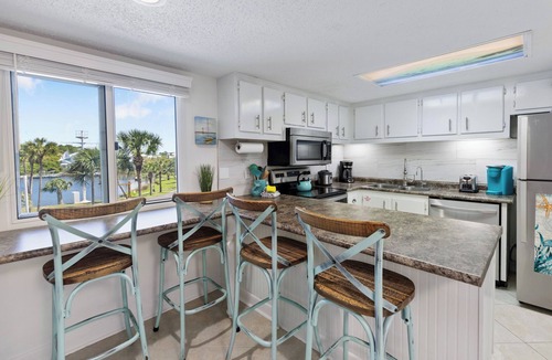 Laguna Beach Estates Condo | Pinnacle Port with Gulf & Lake Views | Pools | West End PCB