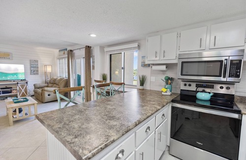 Laguna Beach Estates Condo | Pinnacle Port with Gulf & Lake Views | Pools | West End PCB
