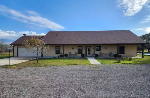 Seguin House | Pinnacle Wildlife Ranch-Main House-low cleaning