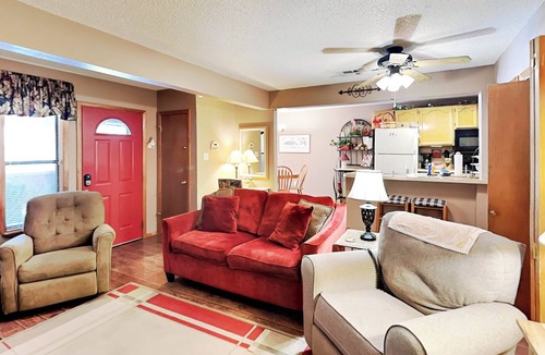 Ruidoso Condo | Pinon Park C11 | Cozy, Fireplace, Great Location
