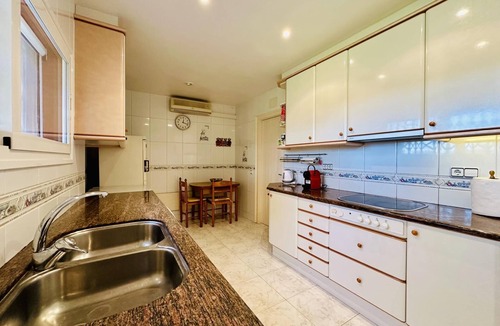 La Canyera Villa | Pins CostaBravaSi - Pool, A/C, wifi, parking