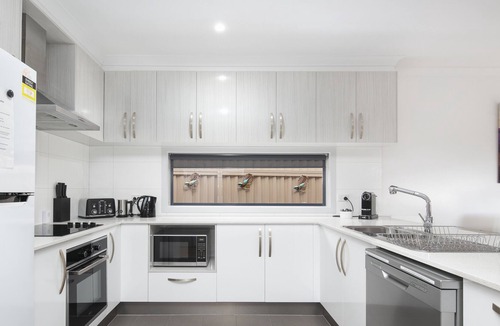 Sebastopol House | Pioneer Villa -Perfect for workers