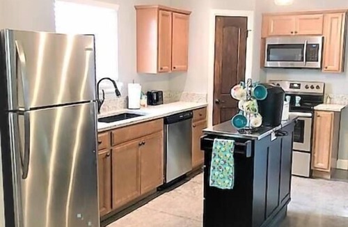 Pawhuska House | PIONEER VILLAGE-GOLDENROD CABIN