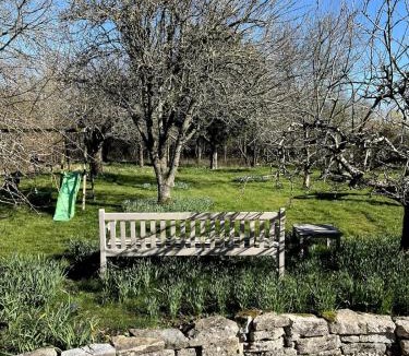 Babcary House | Pip's Cottage