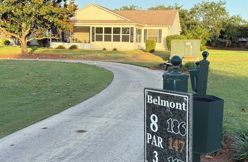 Lynnhaven House | Piper's! On The Golf Course, Across From The Pool!
