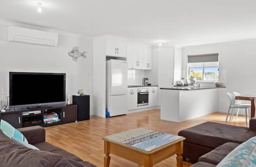 Goolwa Beach House | Pipi's Goolwa Getaway