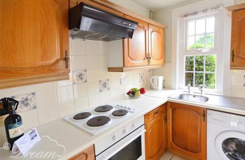 Evershot House | Pippins