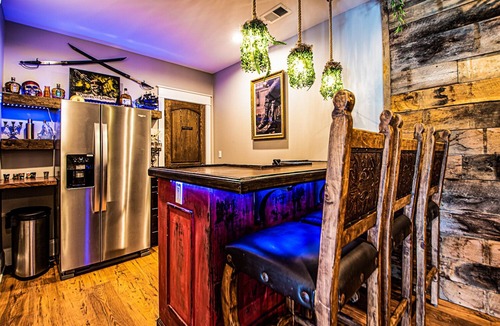 Front Royal House | Pirate's Cove River Front Oasis, Group Adventure