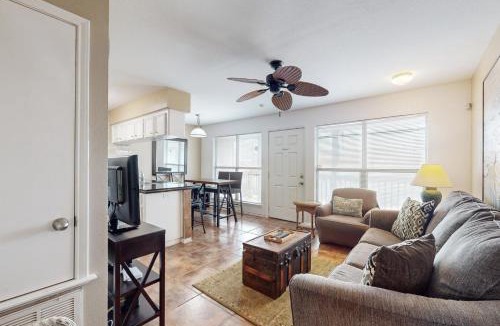 Corpus Christi Apartment | Pirate's Crossing #B6
