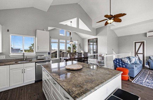 Pirates Beach House | Pirates Beach with Heated Pool, Hot Tub, Firepit & Outdoor Games