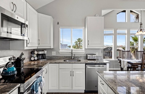 Pirates Beach House | Pirates Beach with Heated Pool, Hot Tub, Firepit & Outdoor Games