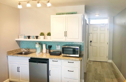 Daytona Beach Shores House | Pirates Cove Resort Studios