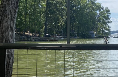 Florien House | Pirates Cove WATERFRONT, Boat House! Fire Pit!