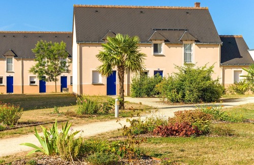 Azay-le-Rideau House | Piscine Couverte, Aire de Jeux sur Place