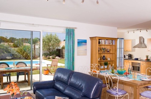 Saint-Jean-de-Monts Villa | Piscine privée saisonnière ! Villa équipée