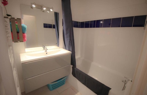 Carcassonne Apartment | PISCINE, JARDIN, PARKING, 5 lit, 1500m cité,WIFI