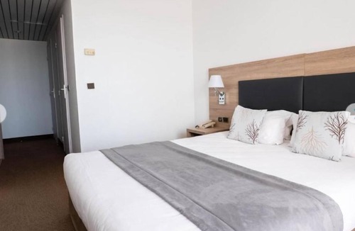 Le Cannet House | Piscine Rooftop | Chambre +Terrasse Privée