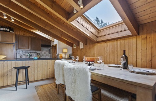 Montana Apartment | Piscine, Ski & Vue sur le lac – Crans 6 pers