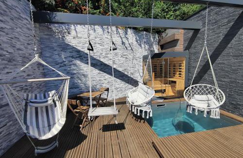 Agen Apartment | Piscine & Spa Privatif Terrasse sans vis à vis ,Sky House Agen,
