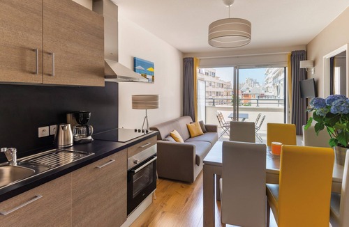 Biarritz Apartment | Piscine, Wi-Fi Gratuit, AC | Studio au Centre