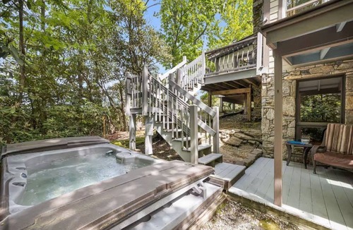 Pisgah Forest House | Pisgah Forest Estate w/Views & Hot Tub
