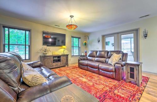 Pisgah Forest House | Pisgah Forest Farm Home: Outdoor Pool & Games