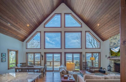 Pisgah Forest House | Pisgah Retreat Near Dupont State Forest