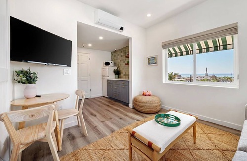 Downtown Hotel | Pismo Beach Club