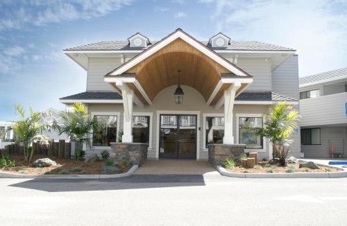 Motel District Hotel | Pismo Lighthouse Suites