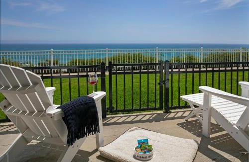 Motel District Hotel | Pismo Lighthouse Suites