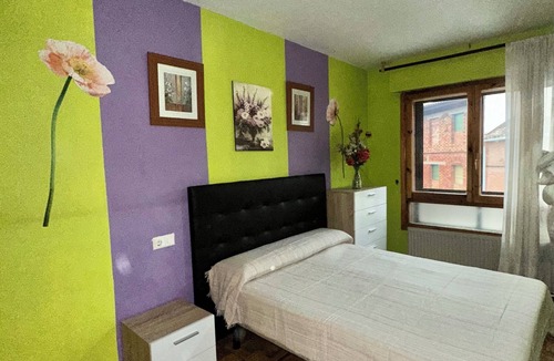 Los Arcos Condo | Piso en el Centro del Pueblo