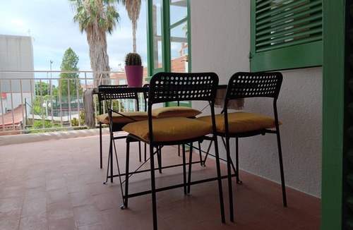 Malgrat de Mar Apartment | Piso Ideal Para Pasar Unos Días en Pareja, Amigos, Familia. Cerca de la Playa