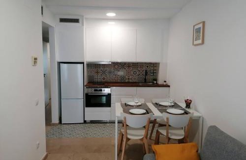 Sant Adria de Besos Apartment | Piso pl 2B, 20min Plaza Cataluña