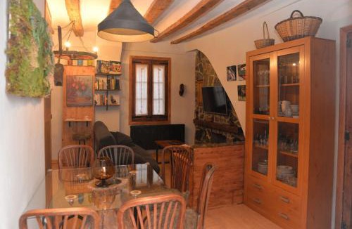 La Pobla de Lillet Apartment | Piso rústico-moderno acogedor - Pobla de Lillet