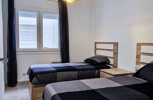 Cassa de la Selva Apartment | Piso Turístico Cassa de la Selva