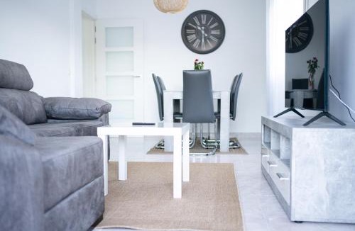 Cassa de la Selva Apartment | Piso turístico Cassa de selva