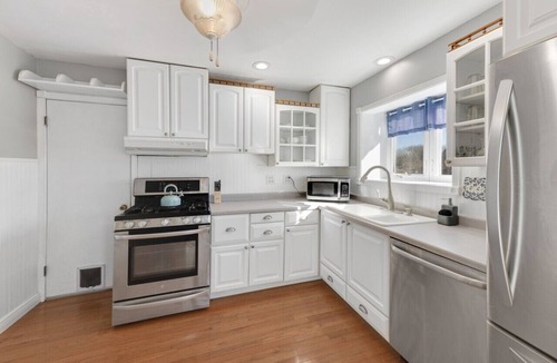 Fox Lake House | Pistakee Marina Boat House