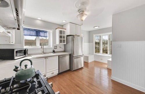 Fox Lake House | Pistakee Marina Boat House