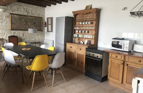 Duil-sur-le-Mignon Cottage | Pistoulet : Réunions familiales et entre amis 🎂👨‍👩‍👧‍👦🎄🌈🚴🏿‍♂️.