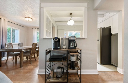 Coraopolis House | PIT Staycation Retreat with Pool House!