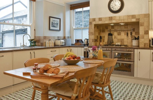 Keswick Cottage | Pitcairn House-UK41255