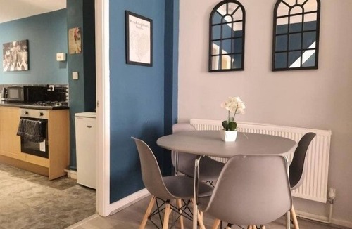 Anfield House | Pitchside House - sleeps 4