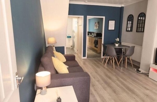 Anfield House | Pitchside House - sleeps 4