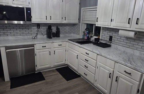 South Side House | Pittsburgh’s Newest Jacuzzi & Fire Pit Urban Lodge
