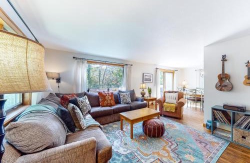 Pittsfield House | Pittsfield Paradise